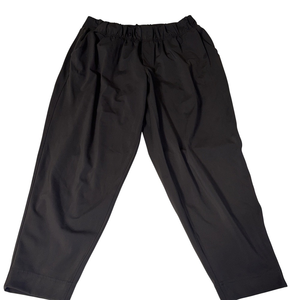 Lane Bryant LIVI Active Leggings Womens 14/16 Black Capri Stretch Pockets